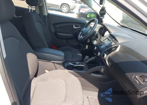 2013 Hyundai Tucson Gl z USA, uszkodzony, nr VIN KM8JT3AB5DU563763